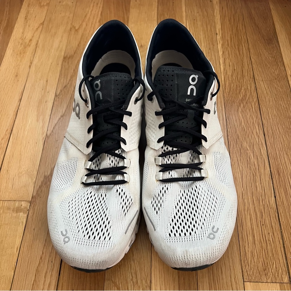 On Cloud - Original “The Cloud” Sneaker Men’s Size 11.5